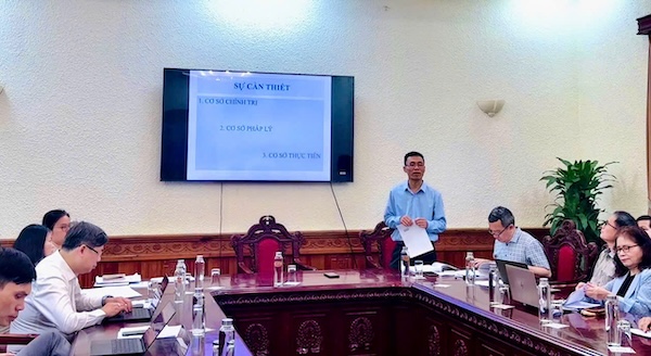 Họp xin ý kiến chuyên gia, nhà khoa học về xây dựng cơ chế đánh giá hiệu quả thi hành văn bản QPPL